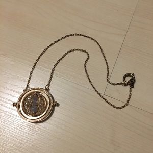 Time turner Harry Potter necklace